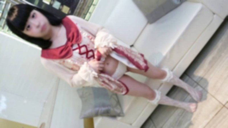 【㊙珍藏放出㊙】蓬鬆系第一次的情色自拍＆注入到小小的陰道裡的叔叔的精液。