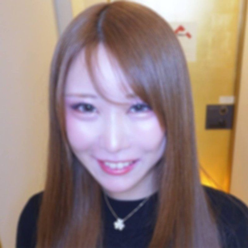 在野生的辣妹身上中出！腰身很美而且胸部很大，而且很容易上，是非常好的辣妹！